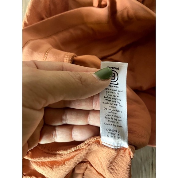 Athleta Trekkie North Crop 23" Jogger - Picture 7 of 7